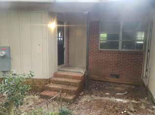1400 Briarcliff Dr #B, Fayetteville, NC 28305