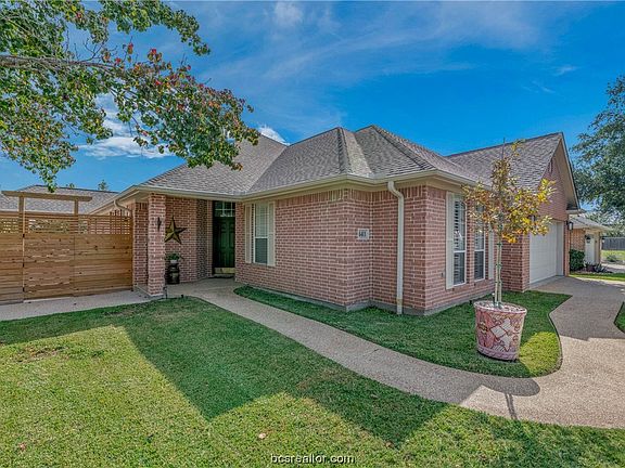 3rd image of 1411 Stonebridge Ct