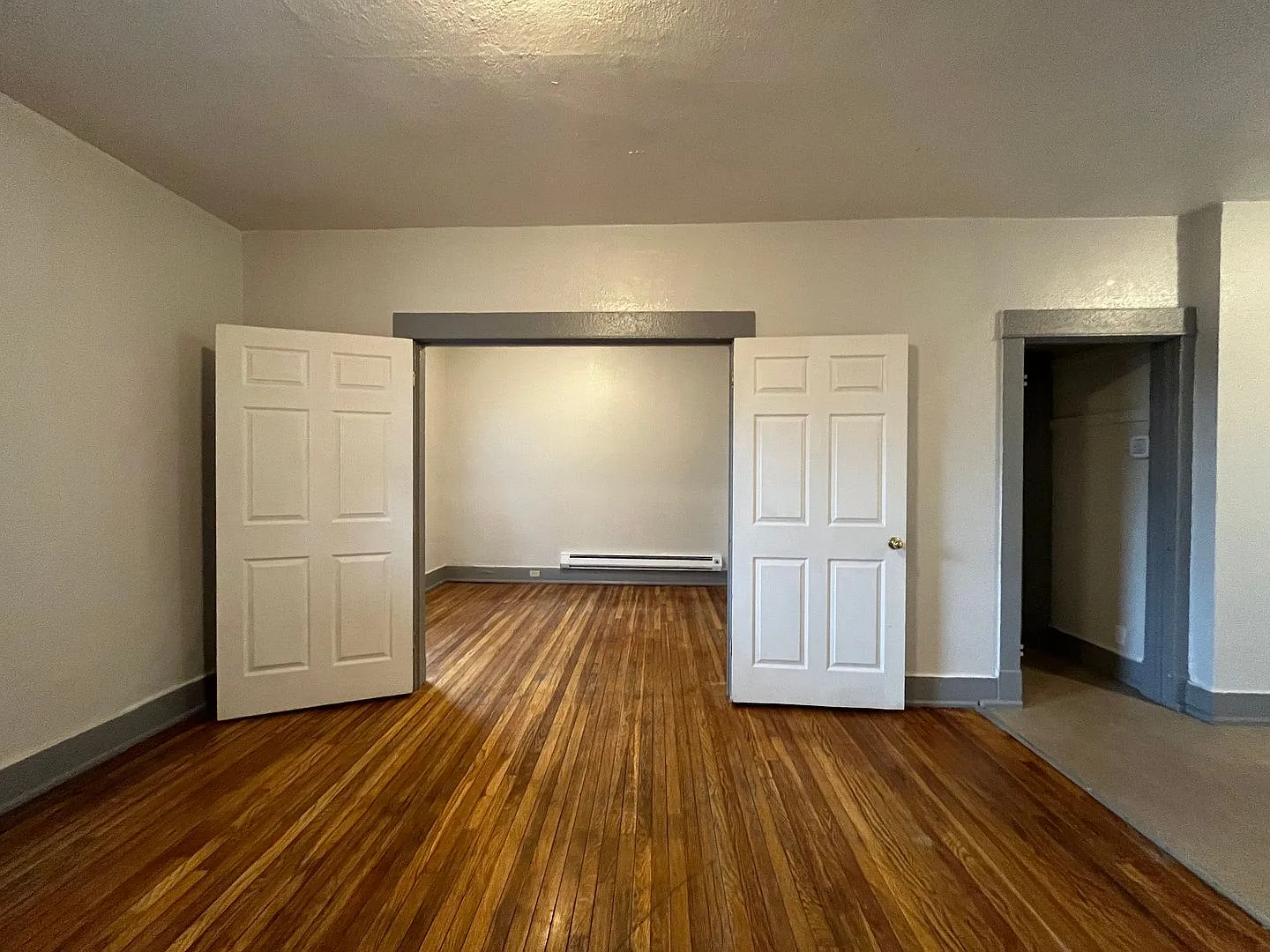Lascelle Studio Suites — Photo 4