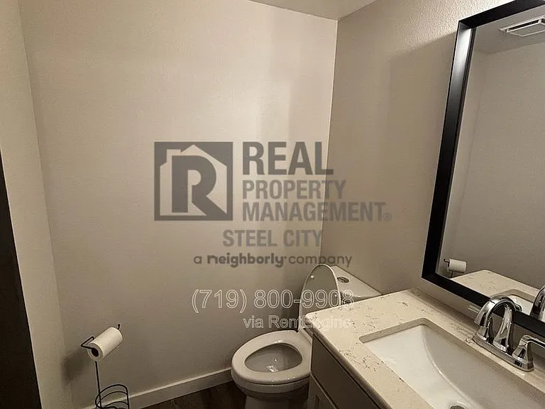 2107 Chatalet Ln #F — Photo 6