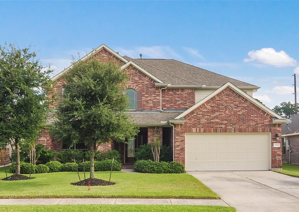 1st image of 25985 Kingshill Dr