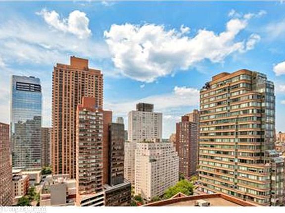5th image of 111 W 67th St APT 23P