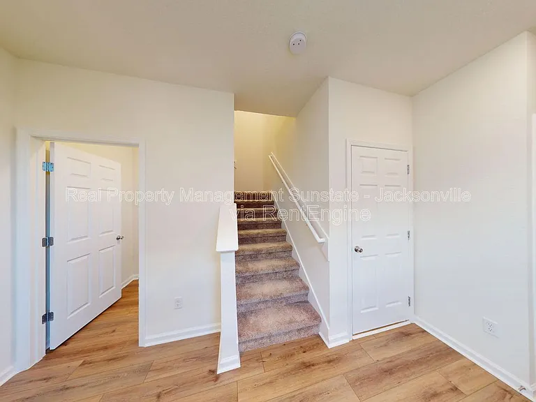 7675 Merchants Way — Photo 9