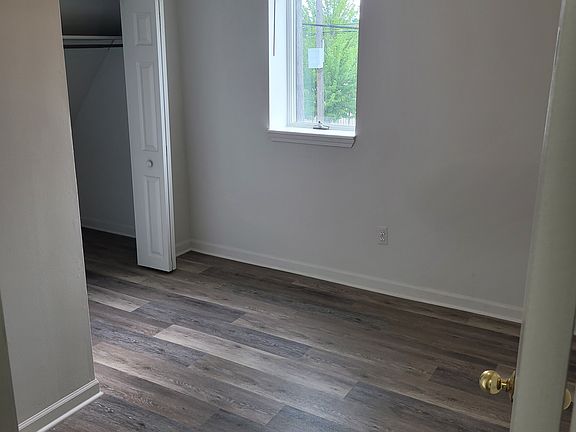5th image of 760 Lowell St APT 6
