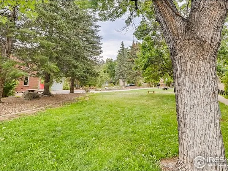 1860 Walnut St #2 — Photo 18