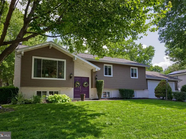 3749 Northside Dr, Landisville, PA 17538