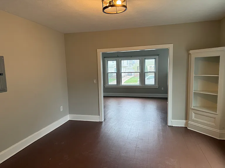 1618 Parkwood Rd #1 — Photo 4