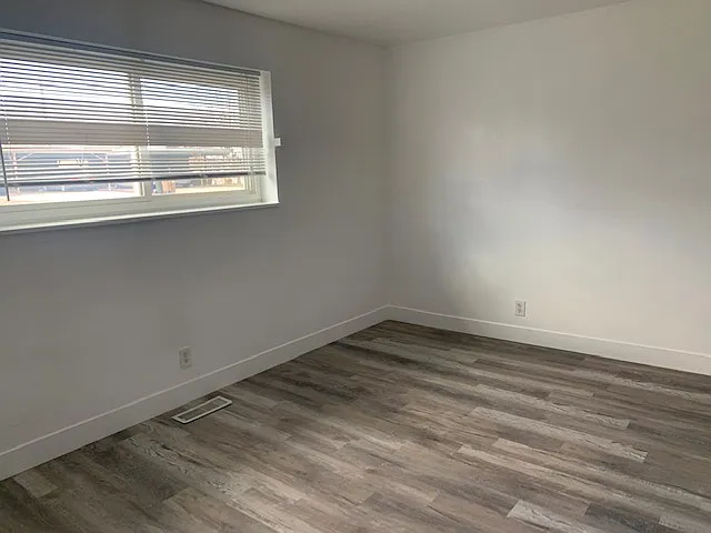 2609 S Forest Dale Cir — Photo 5