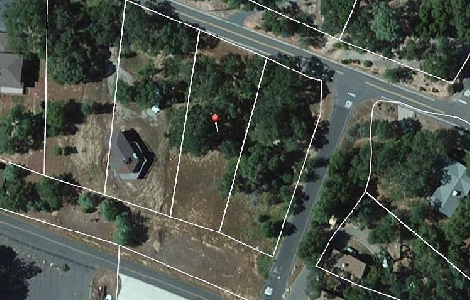1st image of Hemlock St Unit 12
