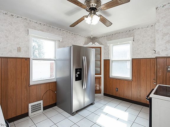 4th image of 6169 W 54th St