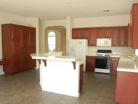Large Kitchen