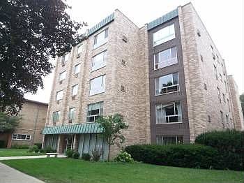 1st image of 224 S Oak Park Ave APT 2B