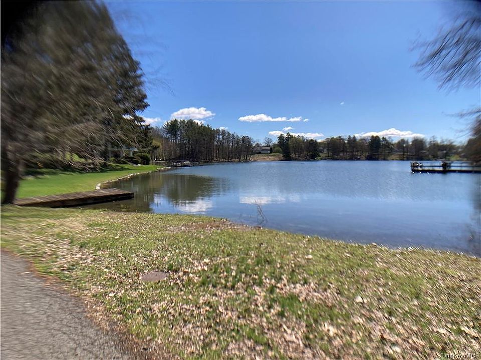 1st image of 23-29 West Dr