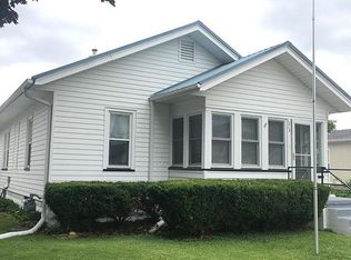 1213 Grand Ave, Muscatine, IA 52761