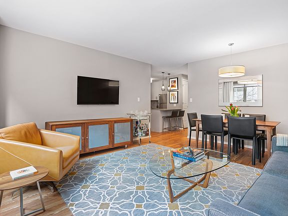 2nd image of 130 W 67th St APT 2A