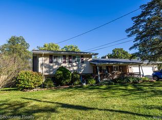 1350 Iva St, Burton, MI 48509