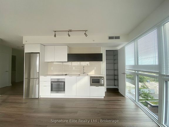 3rd image of 20 Thomas Riley Rd #602