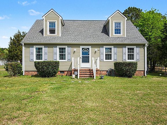 2nd image of 203 Little River Dr