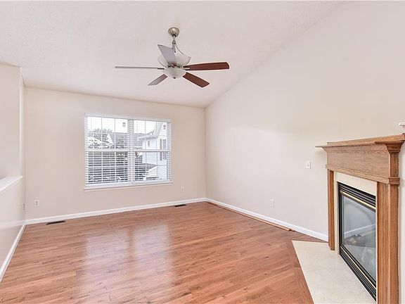 5th image of 3197 Chattford Ct
