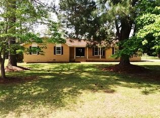 18 Craftway Dr, Hawkinsville, GA
