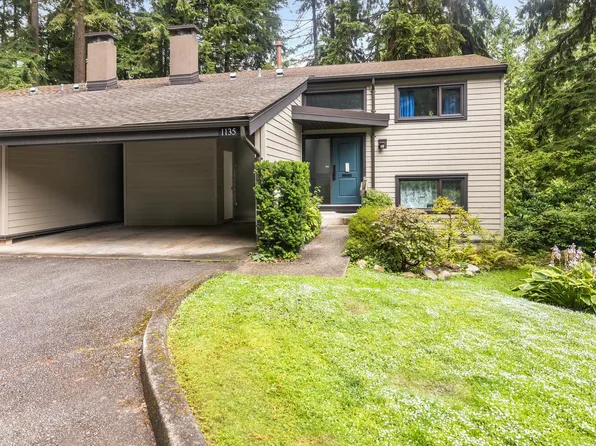 1135 Heritage Blvd, North Vancouver, BC V7J 3G8