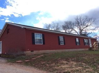 577 Ridge Rd, Point Pleasant, WV 25550