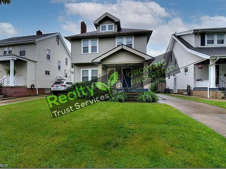 17401 Oxford Ave. Cleveland, OH 44111 — Photo 1