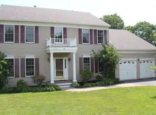 30 Country Club Cir, Marlborough, MA 01752