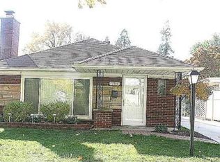 17115 Hamilton Ave, Allen Park, MI 48101