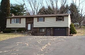 2nd image of 530 Route 356