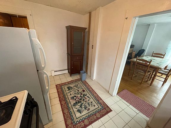 5th image of 8 Winthrop Pl #B1