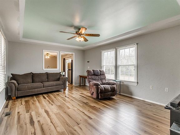 4th image of 2112 County Road 1247