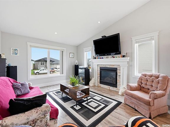 4th image of 341 Hamm COURT