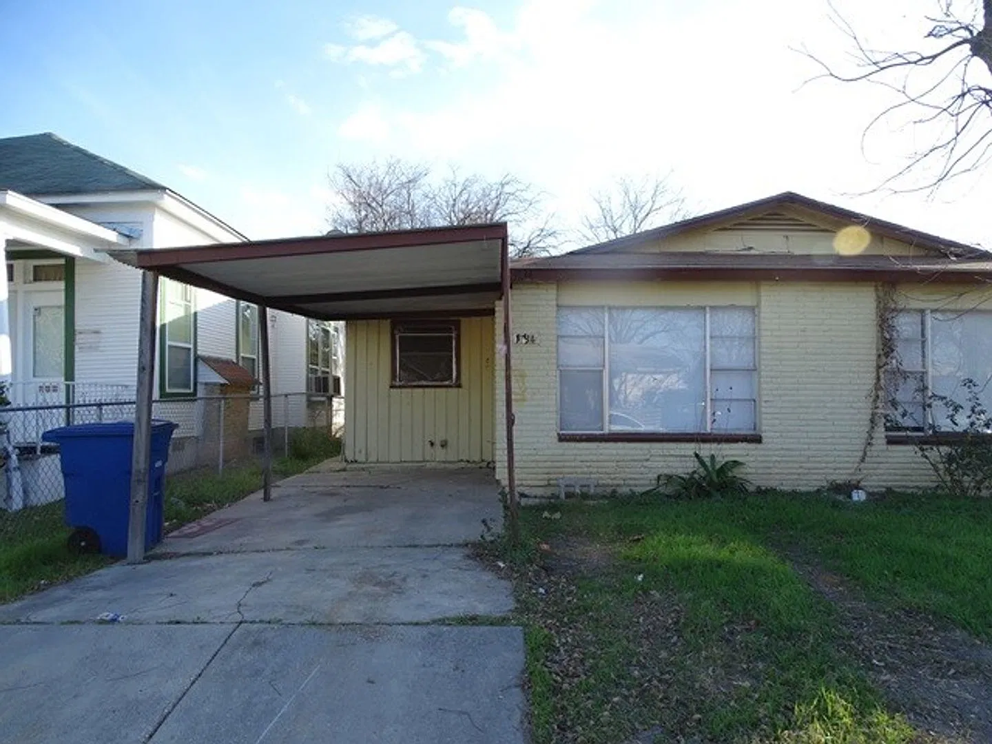 1134 San Francisco, San Antonio, TX. 78201 — Photo 1
