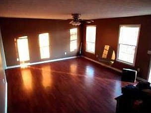 2nd image of 305 Balouse Gilley Dr