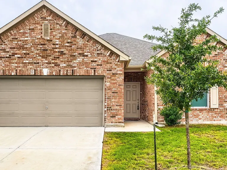 8200 Knoxville Trl — Photo 1