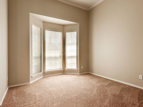 4th image of 7913 Cross Plains Dr