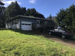 1011 SW Seabrook Ln, Waldport, OR 97394