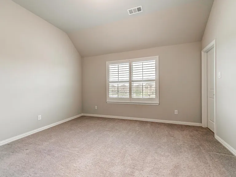 15901 Crosslake Ct — Photo 33