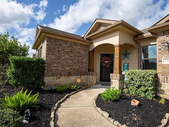 2nd image of 2611 Ash Haven Ln