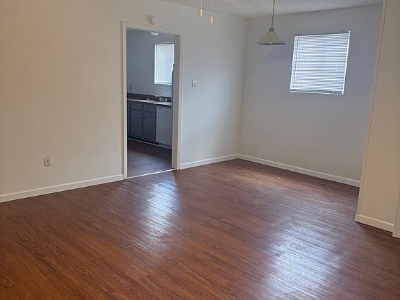 3rd image of 200 Barataria St
