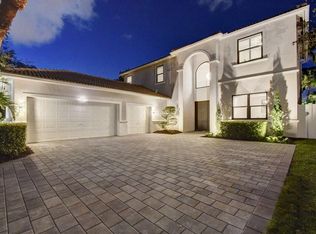 6298 Sand Hills Cir, Lake Worth, FL 33463