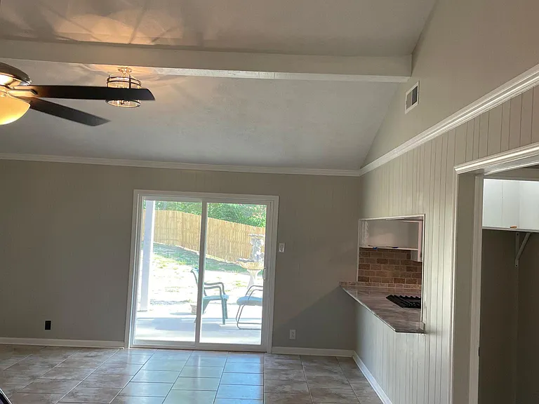 1700 Hollis Rd — Photo 10