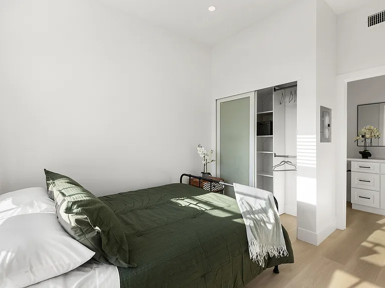 5727 Lauretta St #10 — Photo 8