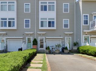 6507 Ocean Ave S #B, Arverne, NY 11692