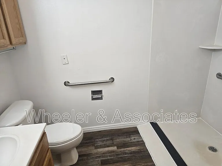 2866 N 575 E — Photo 10
