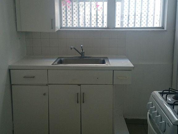 4th image of 1016 8th St #2