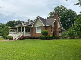 279 Bent Tree Dr, West Point, MS 39773