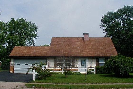 477 Mayfield Sq W, Troy