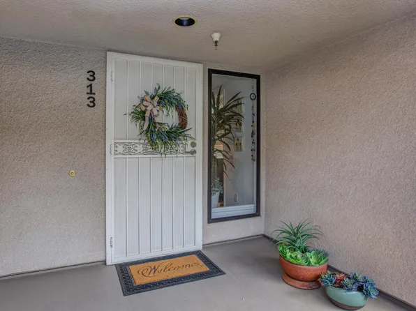 255 S Avenida Caballeros Unit 313, Palm Springs, CA 92262